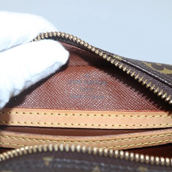 LOUIS VUITTON Monogram Blois Shoulder Bag - Picture 12 of 16